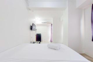Well Furnished with Cozy Designed Studio Urbantown Serpong Apartment By Travelio - 7