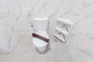 Restful Studio at Anwa Residence Bintaro Apartment By Travelio - 8