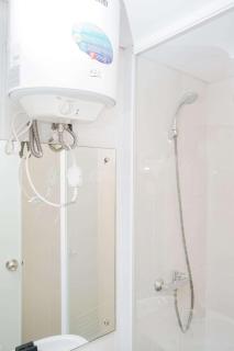 Cozy Room 2BR at 19 Avenue Apartment By Travelio - Tangerang - 8