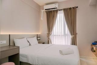 Cozy and Restful Studio Sky House Alam Sutera Apartment By Travelio - Tangerang - 0