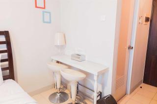 Best Deal and Restful Studio at Serpong Greenview Apartment By Travelio - Tangerang - 6