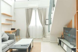 Good Deal Studio Loft Mezzanine (No Kitchen) at Kubikahomy Apartment By Travelio - Tangerang - 7