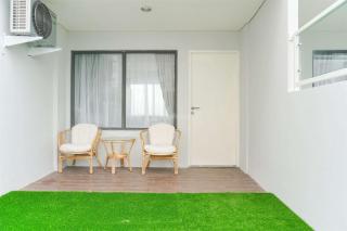Good Deal Studio Loft Mezzanine (No Kitchen) at Kubikahomy Apartment By Travelio - Tangerang - 1