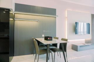 Homey and Spacious 3BR at Sky House BSD Apartment By Travelio - Tangerang - 7