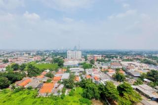 Good Deal and Comfort Stay Studio Serpong Greenview Apartment By Travelio - 5