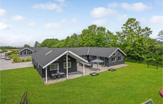 8 Bedroom Stunning Home In Nordborg - Nordborg - 0