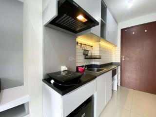 Cozy Stay Studio at Sayana Bekasi Apartment By Travelio - Bekasi - 4