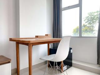 Modern Look and Homey Studio at Enviro Apartment By Travelio - Cikarang - 6