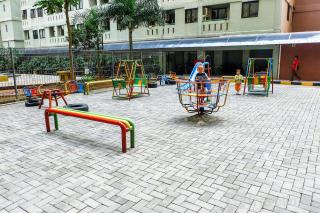 Best Deal and Comfy 2BR at Kebagusan City Apartment By Travelio - Jakarta - 3