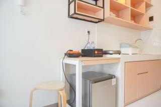 Cozy Stay Studio at 39th Floor Tokyo Riverside PIK 2 Apartment By Travelio - 0