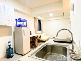 Nice and Simply 2BR at Meikarta Apartment By Travelio - Cikarang - 1