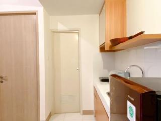 Good Deal and Restful 2BR Apartment Tokyo Riverside PIK 2 By Travelio - 6