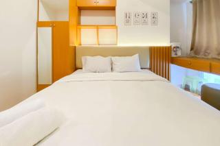 Great Deal and Comfy Studio Tokyo Riverside PIK 2 Apartment By Travelio - Rawalembang - 0