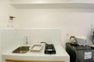 Modern Furnished and Homey Studio Tokyo Riverside PIK 2 Apartment By Travelio - 4