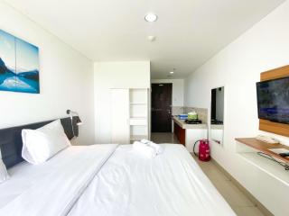 Restful and Comfy Studio Enviro Apartment By Travelio - Cikarang - 0