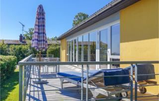 2 Bedroom Cozy Home In Allinge - 1