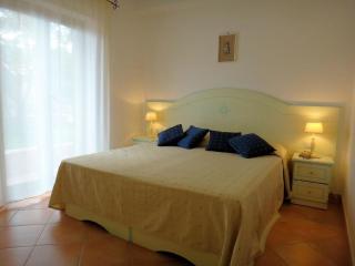 Elegante Ferienwohnung am Meer, komfortabel eingerichtet, Klimaanlage und Waschmaschine - Valledoria - 9