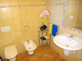 Elegante Ferienwohnung am Meer, komfortabel eingerichtet, Klimaanlage und Waschmaschine - Valledoria - 5