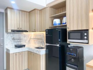 Cozy Living Studio at Vasanta Innopark Apartment By Travelio - Cikarang - 2