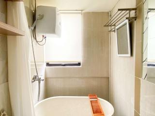 Cozy Living and Relaxing 2BR Meikarta Apartment By Travelio - Cikarang - 1
