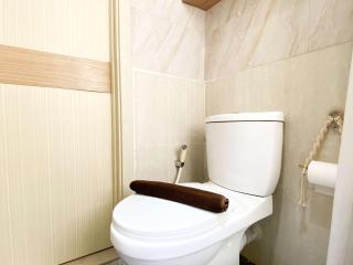 Cozy Living and Relaxing 2BR Meikarta Apartment By Travelio - Cikarang - 3