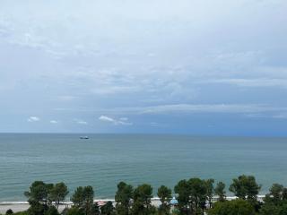 Студия на двоих с потрясающим видом на море - Batumi - 9