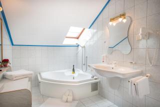 Hotel Bayrischer Hof - 7