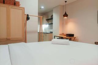 Cozy Studio at Patraland Amarta Apartment By Travelio - Beran-kidul - 9