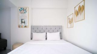 Well Furnished and Homey Studio (No Kitchen) Apartment at Suncity Residence By Travelio - Sidoarjo - 8