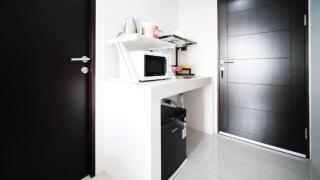 Well Furnished and Homey Studio (No Kitchen) Apartment at Suncity Residence By Travelio - Sidoarjo - 3