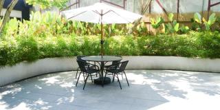 Simple and Clean 2BR at Grand Sungkono Lagoon Apartment By Travelio - Surabaya - 3