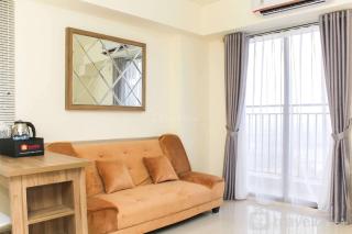 Nice and Comfort 2BR Apartment at Meikarta By Travelio - Bekasi - 4