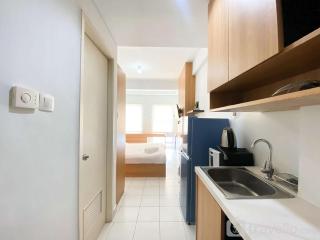 Best Homey Studio at Patraland Urbano Apartment By Travelio - Bekasi - 7