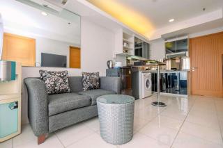 Fancy and Nice 2BR at Cinere Bellevue Apartment By Travelio - Karangtengah - 8