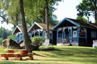 Gemütlicher Seebungalow mit Kamin und Terrasse - Ulricehamn - 0