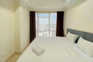 Spacious and Combined 2BR at Menteng Park Apartment By Travelio - 9