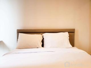 Cozy Studio at Cinere Bellevue Suites Apartment By Travelio - Karangtengah - 0