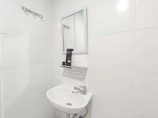 Good Deal 1BR at Paltrow City Apartment By Travelio - Semarang - 1