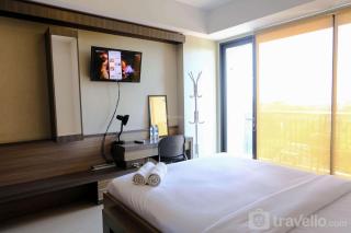 Homey Studio Room at 6th Floor Beverly Dago Apartment By Travelio - Bandung - 8