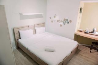 Enjoy Living Studio (No Kitchen) Apartment Aeropolis Residence By Travelio - 2