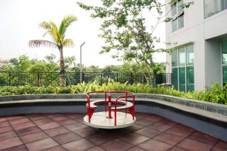 Best Choice and Restful 1BR CitraLake Suites Apartment By Travelio - Jakarta - 3