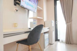 Good Deal and Restful Studio Kebayoran Icon Apartment By Travelio - Jakarta - 1