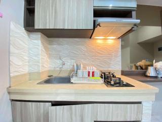 Spacious and Homey 2BR Apartment at Newton Residence By Travelio - Bandung - 2