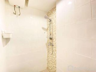 Fancy Designed 2BR at Gateway Ahmad Yani Cicadas Apartment By Travelio - Bandung - 9