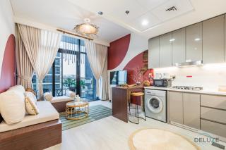Delightful 1BR Apartment in Azizi Riviera 35, Al Merkadh by Deluxe Holiday Homes - Dubai - 2