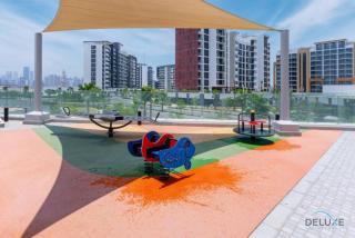 Delightful 1BR Apartment in Azizi Riviera 35, Al Merkadh by Deluxe Holiday Homes - Dubai - 4
