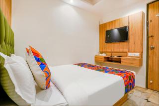 FabExpress New Deepak - Nr Fort & CSMT Station - Mumbai - 6