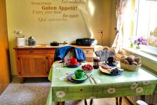 Tolles Ferienhaus in Burhave mit Terrasse und Grill - Butjadingen - 8