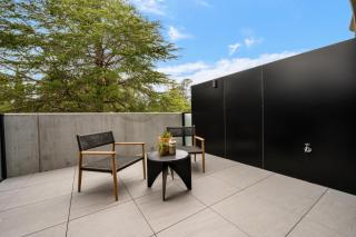 Braddon Studio with Parking & BBQ - 9