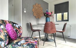 2 Bedroom Cozy Home In Heinkenszand - 7